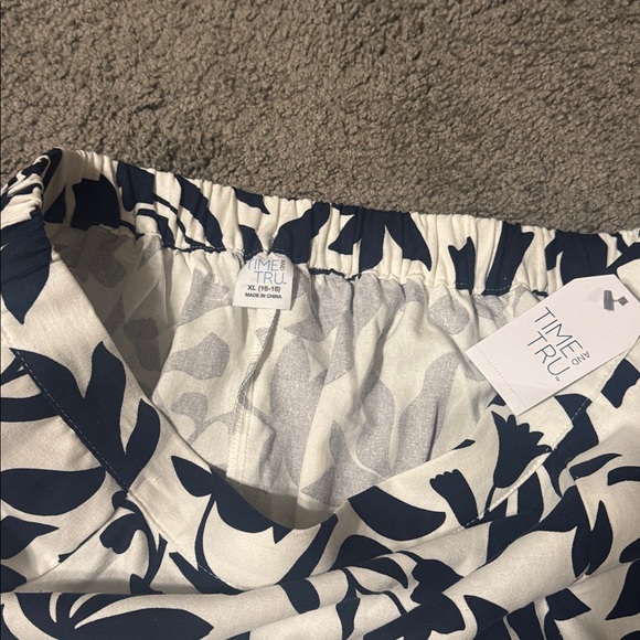 Navy and White Leaf Print Linen-Blend Skirt - Size XL - NWT - Picture 5 of 6